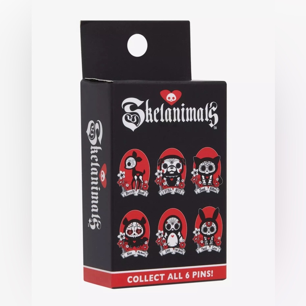 Skelanimals Day Of The Dead Portrait Blind Box Enamel Pin Hot Topic Exclusive